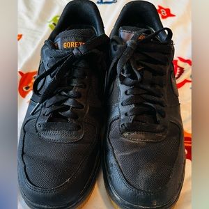 GORE-TEX NIKE AIR FORCE 1-Black/Light Carbon-Size 8M US